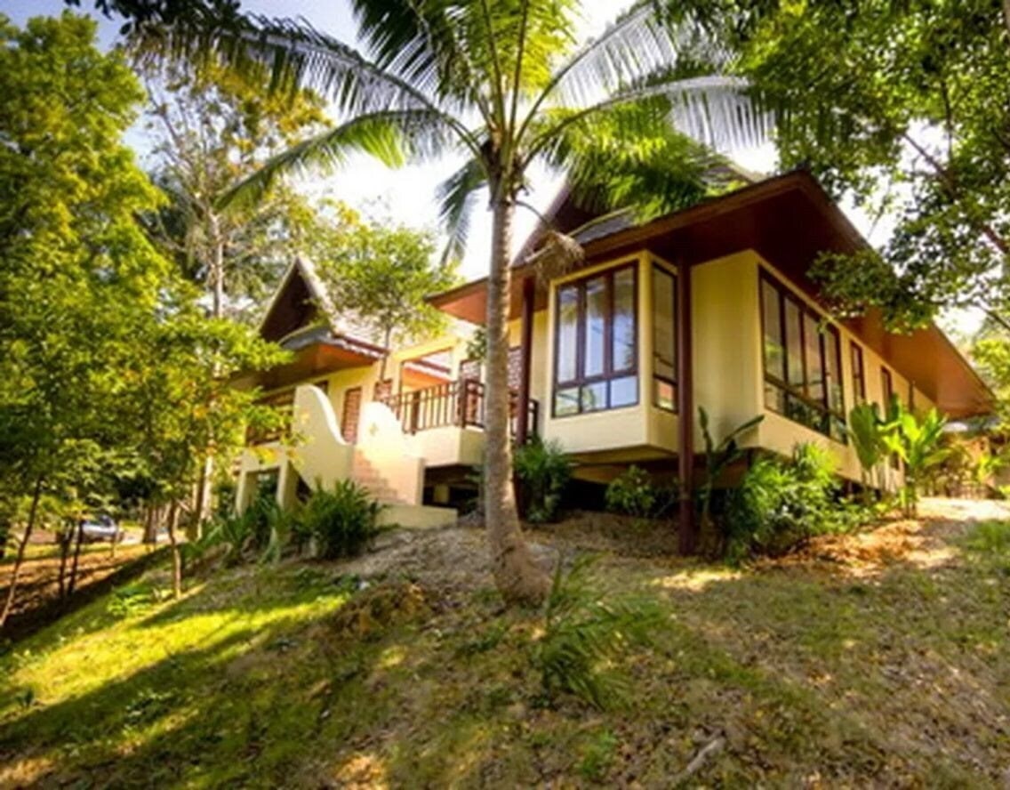 Фото Kooncharaburi Resort SPA & Sailing Club 3*